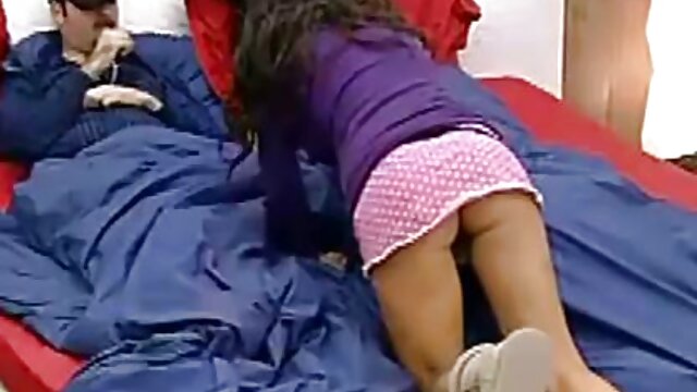 Ryo Tsujimoto busty bị đóng đinh trong miệng và tai phim sec người cùng lúc