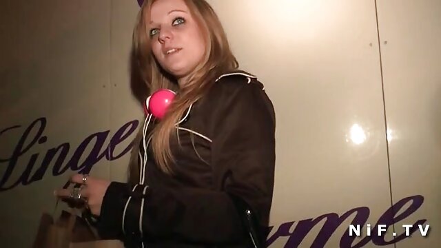 Anh milfs Clare xem phim sec chau mi và April thủ dâm trong nylon quần tất