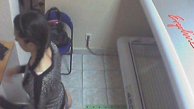 Karina xem phim sec gai xinh Currie trên Bàn bi a trên BSU