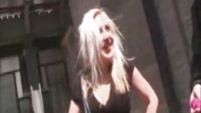 Fucks phim sec hay hd brunette từ mọi bên