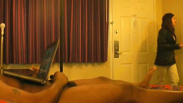 Busty làm việc người phụ nữ nó từ phía phim sec gai net sau