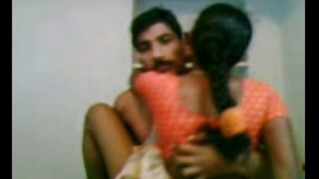 Lớn mông brunette milf làm tại nhà phim sec hd moi